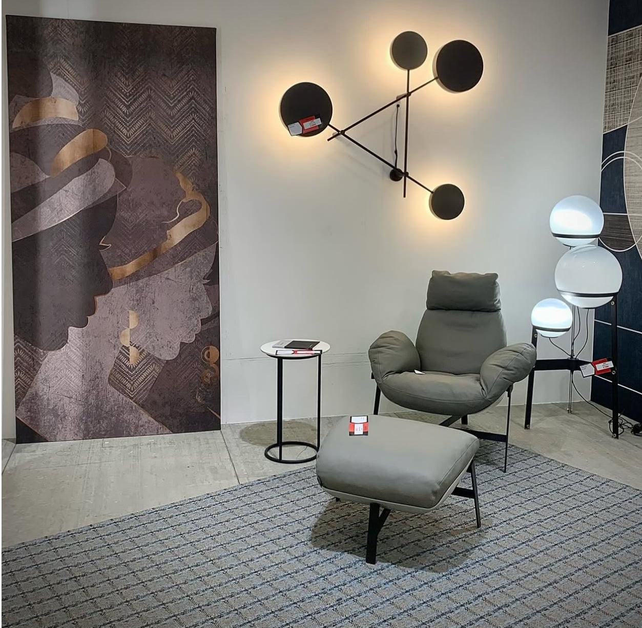 Selected Variant Image