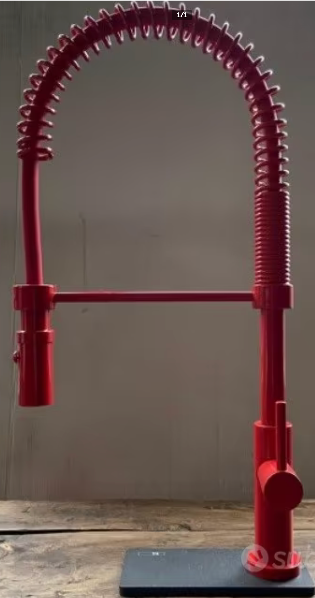 Selected Variant Image