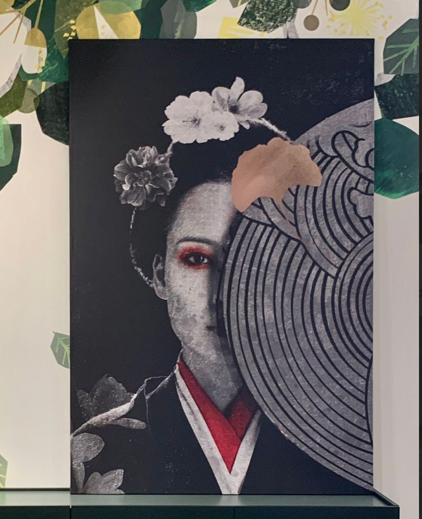 Selected Variant Image